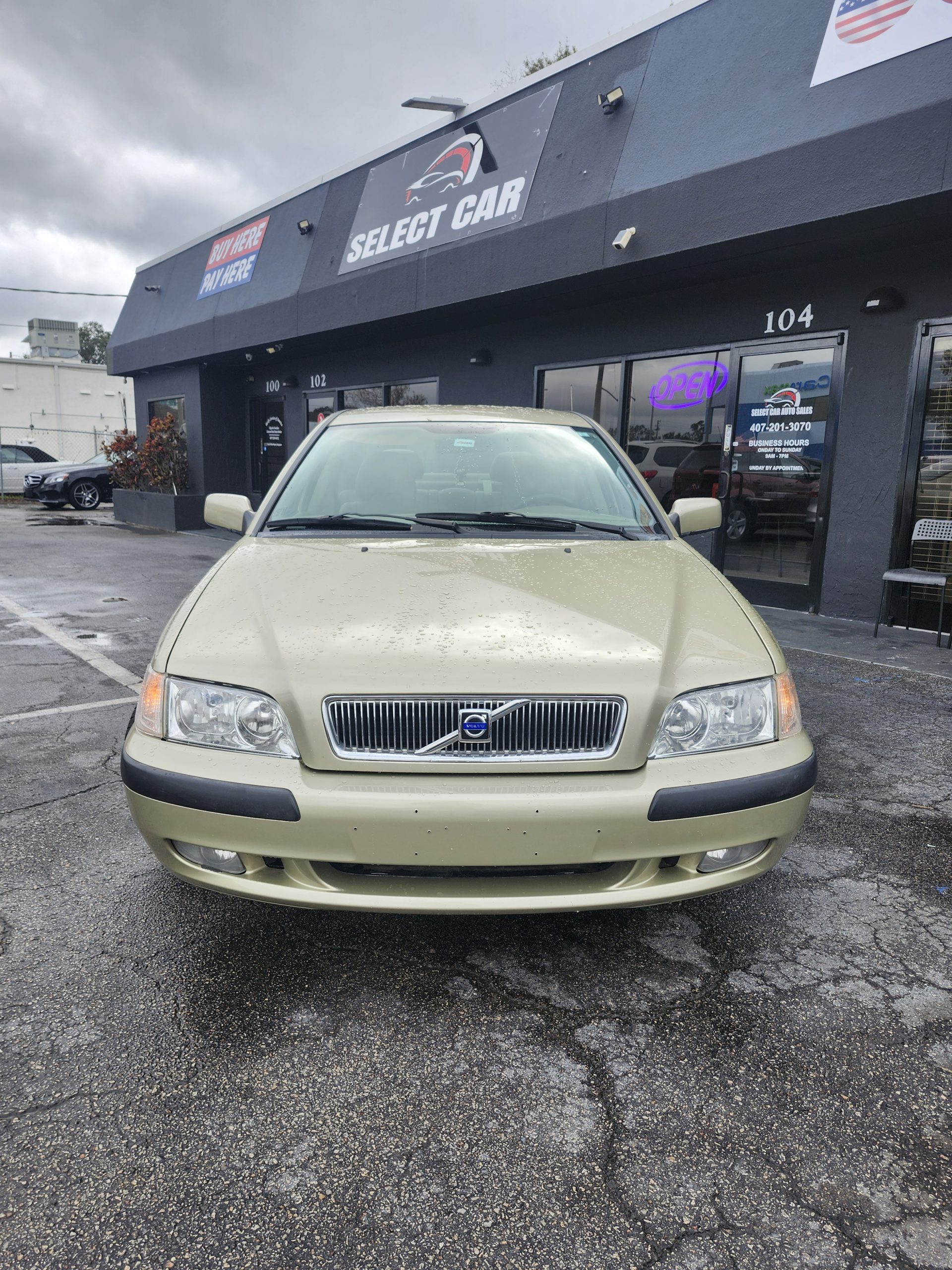 2001 Volvo S40 Base